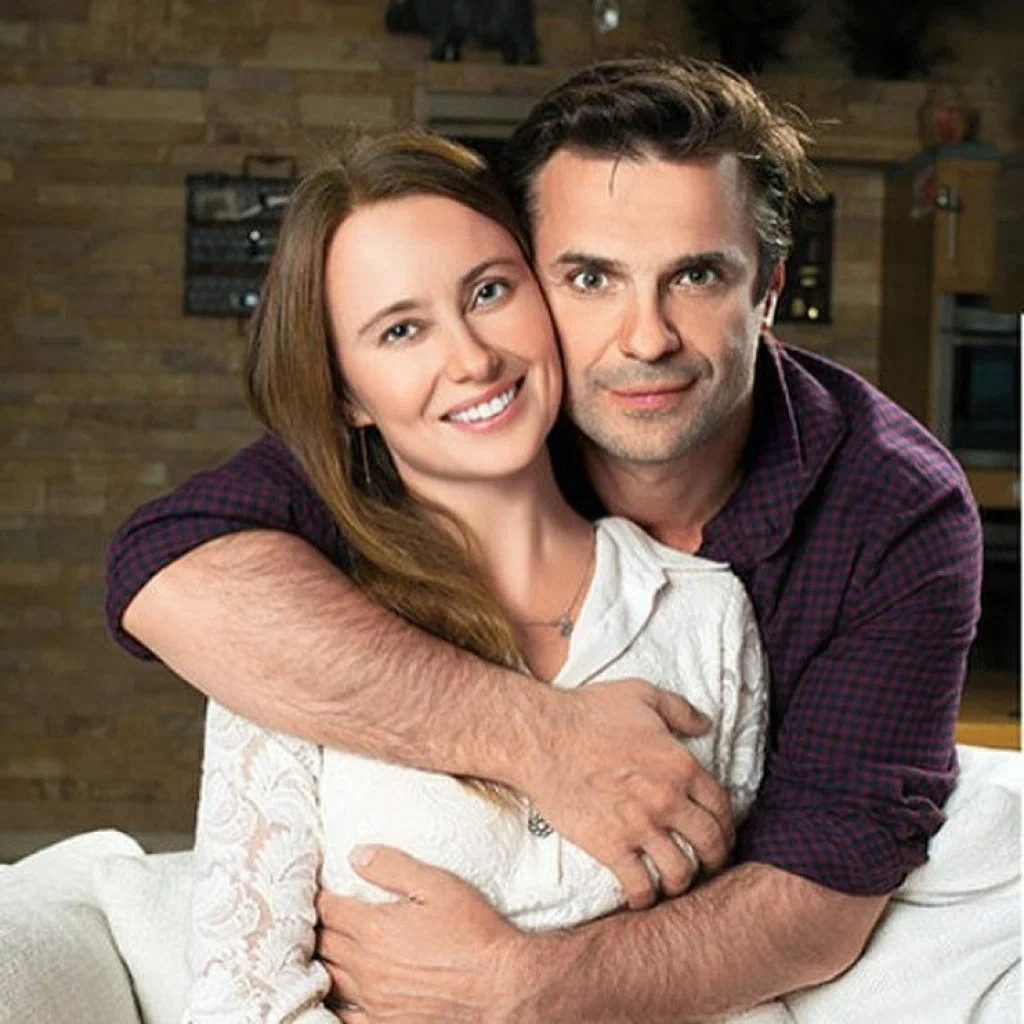 Откровенный разговор с Сергеем Астаховым про дом и семью. И немного про творчество.