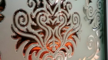 Обьемный рисунок на стекле